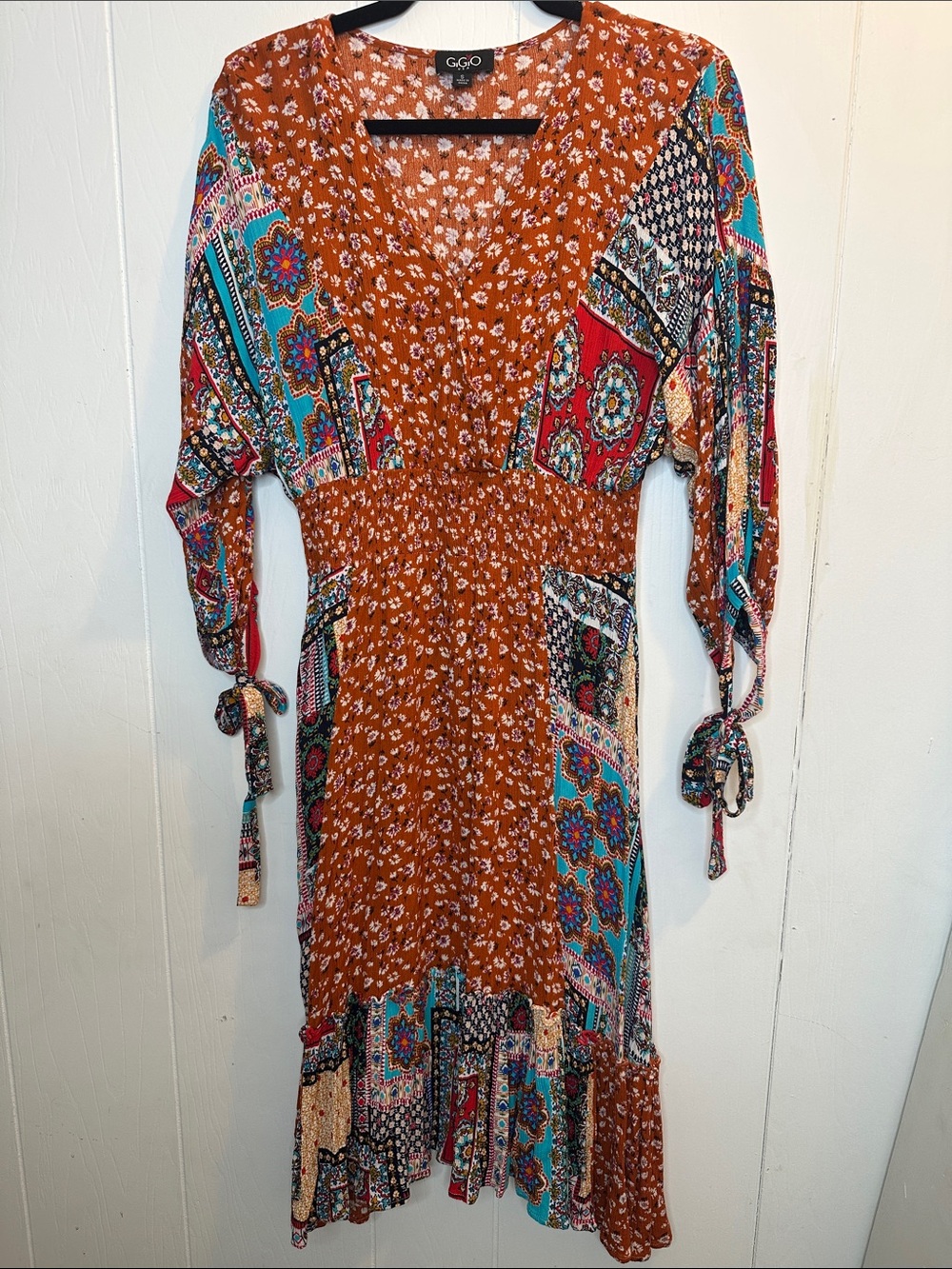 Gigio Rust Patchwork V-Neck Midi Dress with Tie Sleeves
